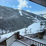 Luxury Treeline Residence With Hot Tub - By Ski Chalet Andorra